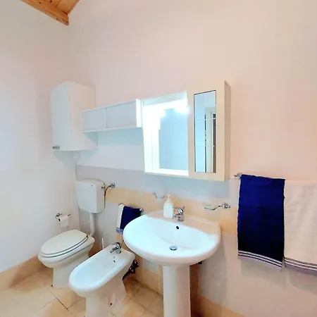 Apartment Conny's Little House Pozzallo