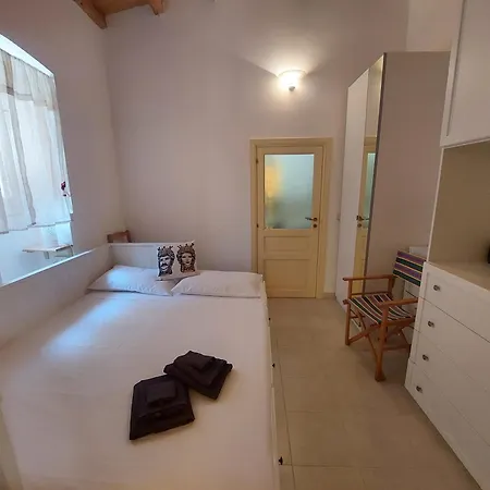 Conny's Little House Pozzallo